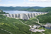 Le barrage Daniel-Johnson et la centrale Manic-5