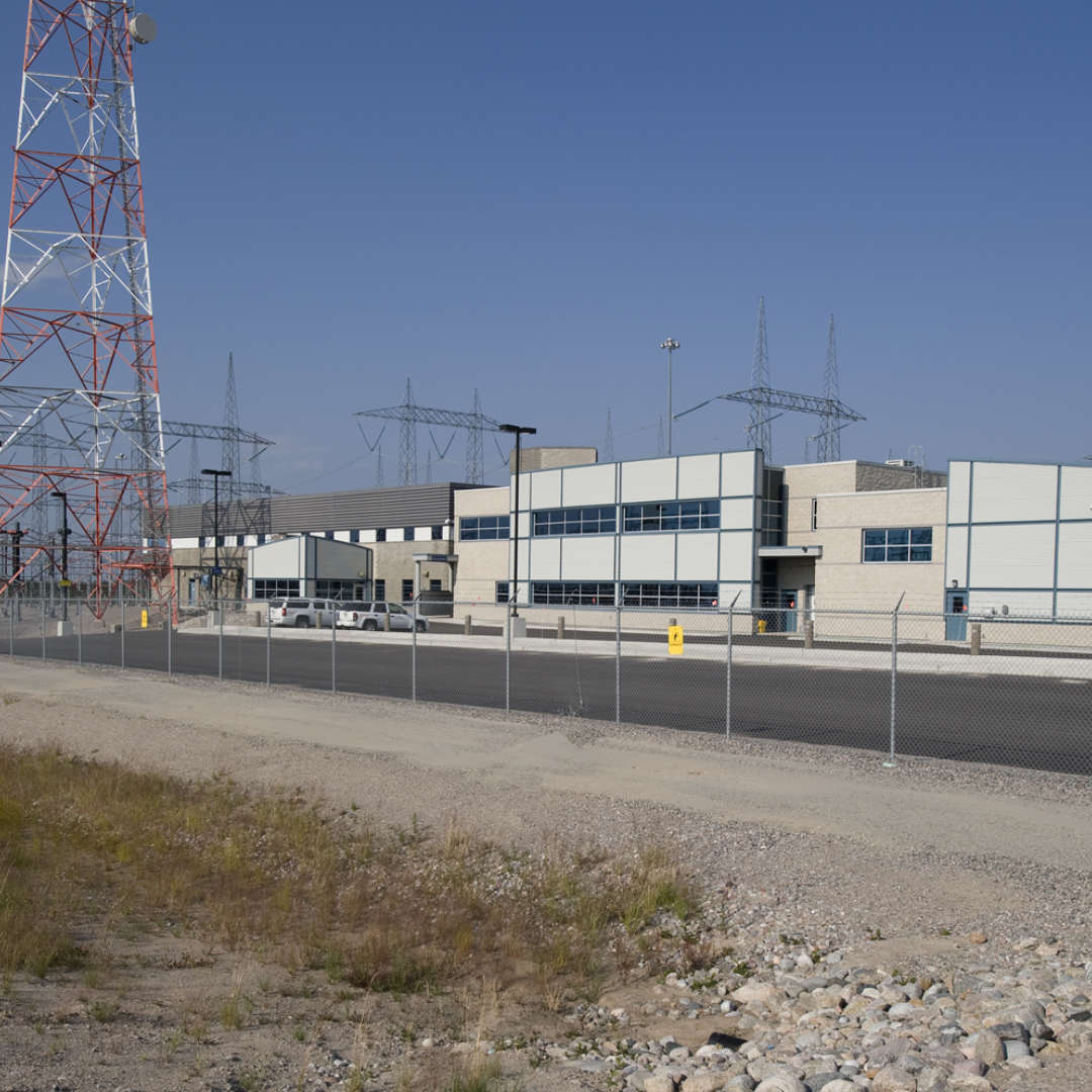<p>Radisson substation, starting point of the 450-kV DC line, 2009.</p>
<p>©Hydro-Québec.</p>
