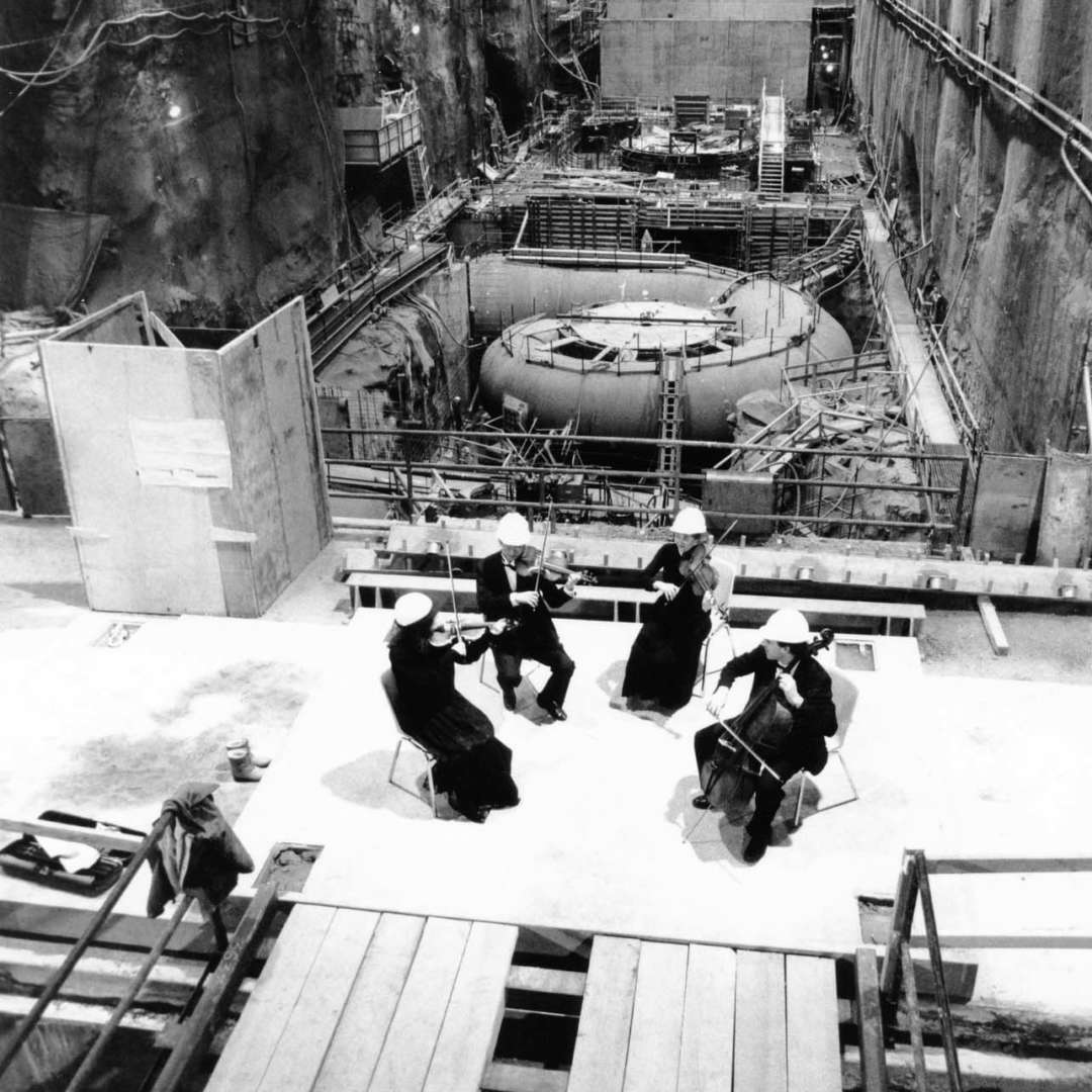 <p>Montreal Symphony Orchestra string quartet concert at LG-2-A generating station on International Women’s Day, March 8, 1991.</p>
<p>©Hydro-Québec archives.</p>