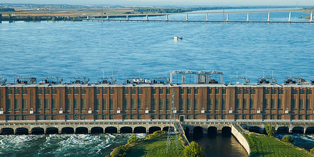 Aerial view of Beauharnois generating station and canal.
