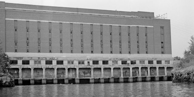 View of Rapides-Farmer generating station in 1942.